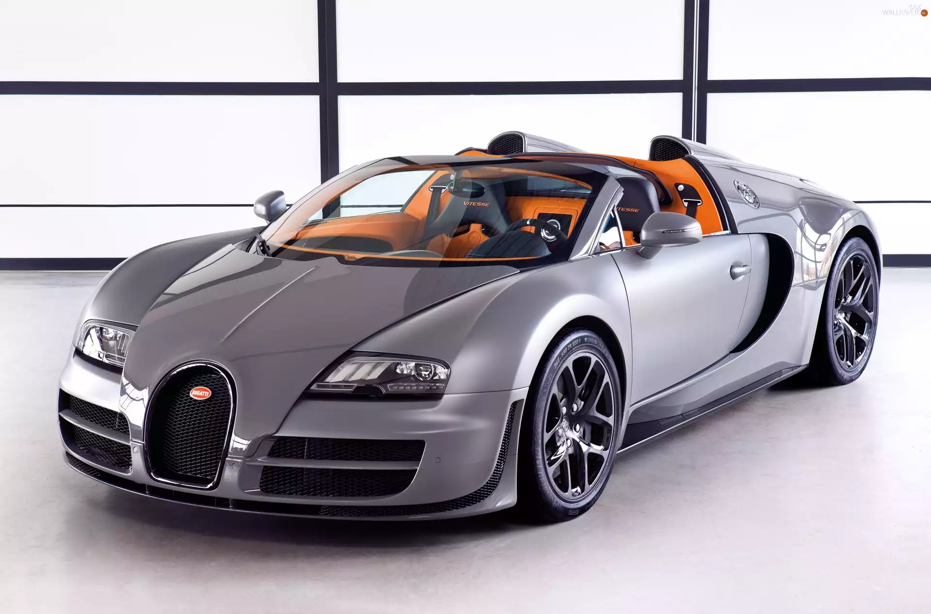 Silver, Bugatti Veyron