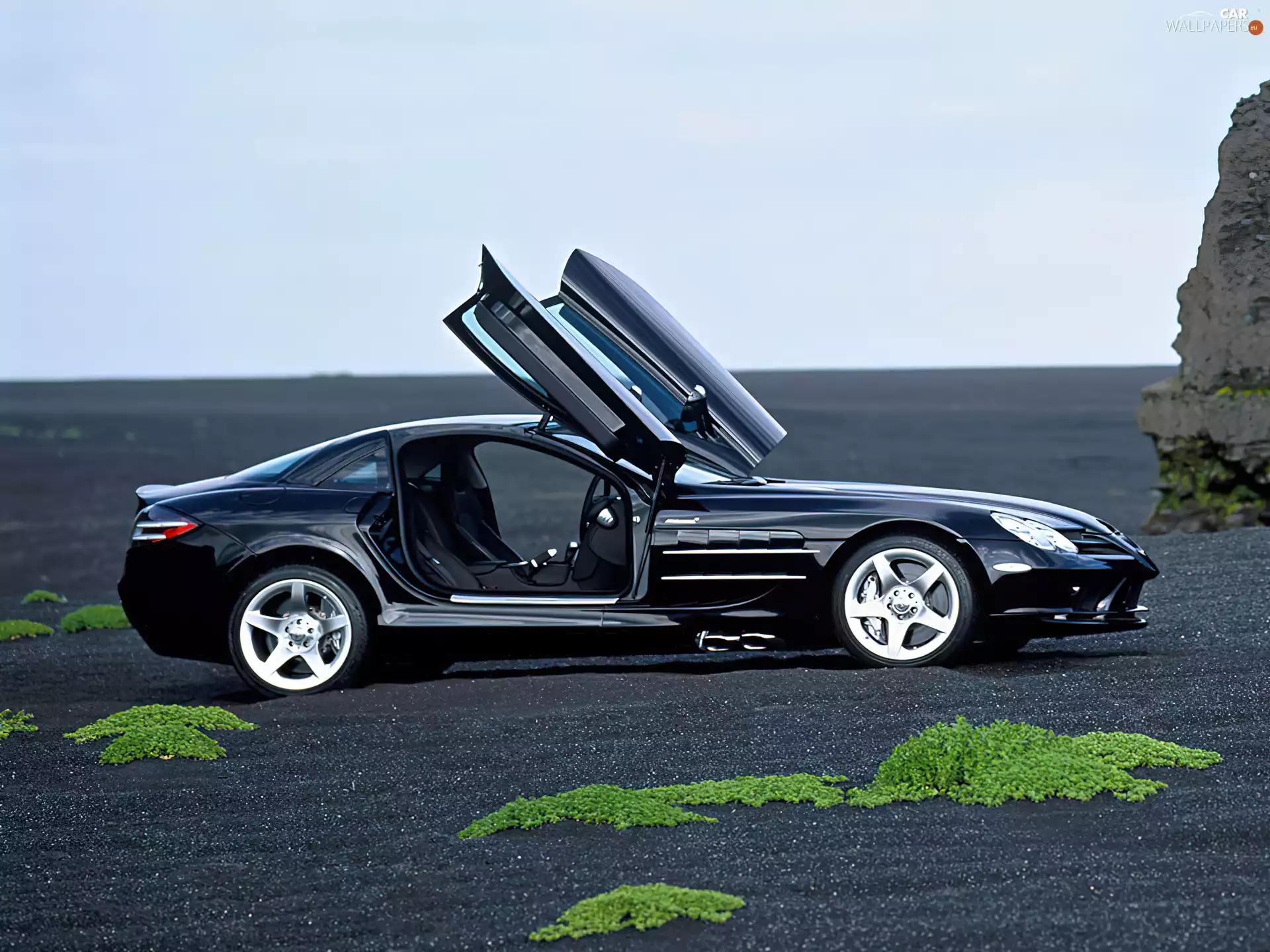 Black, Mercedes Benz SLR