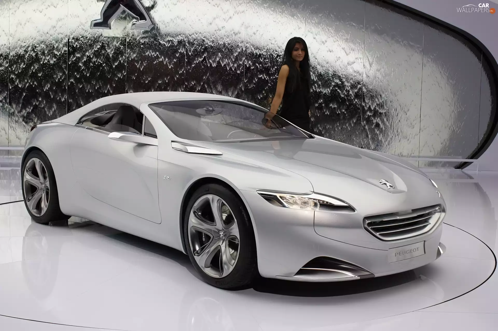 Hostessa, debut, Peugeot SR1