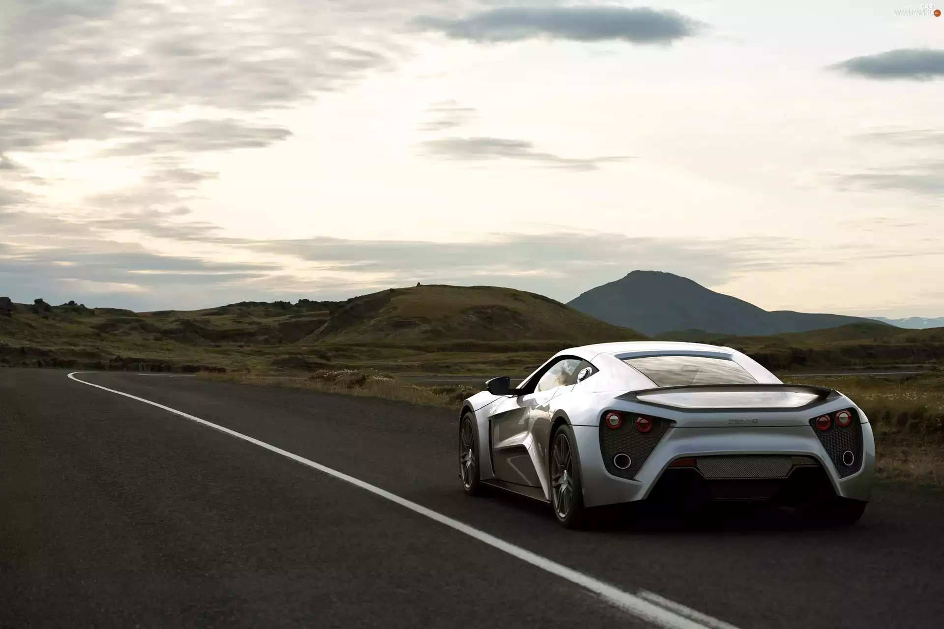 spoiler, Back, Zenvo ST1