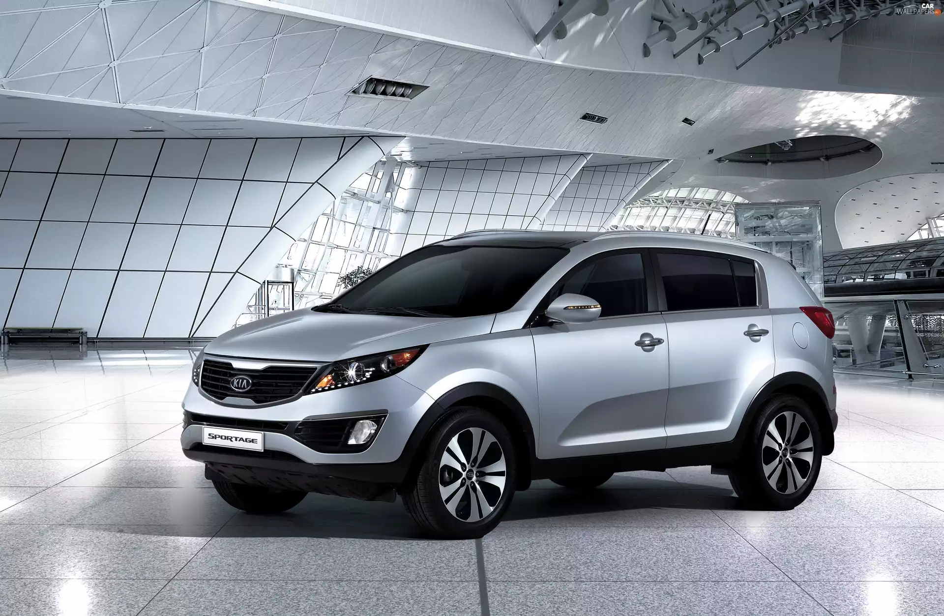 Kia Sportage, silver, SUV