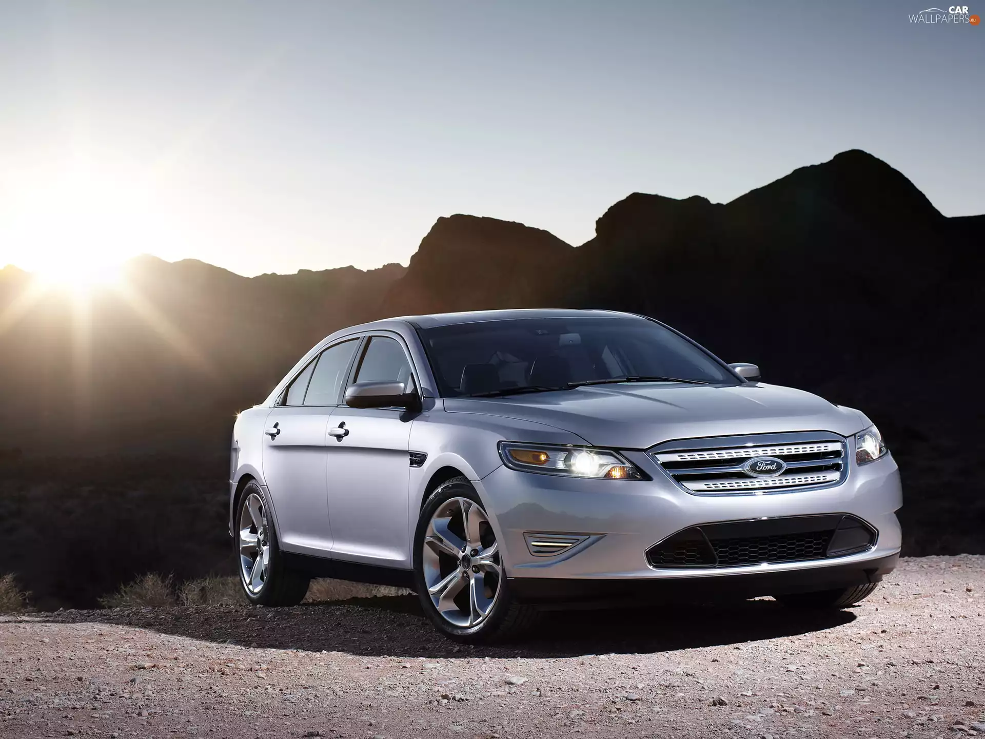 Grill, Front, Ford Taurus