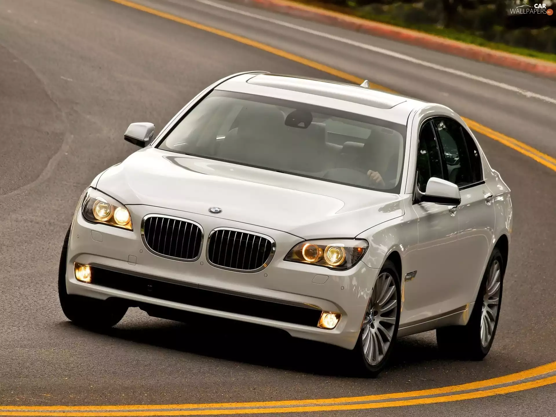 test, BMW 750Li, track