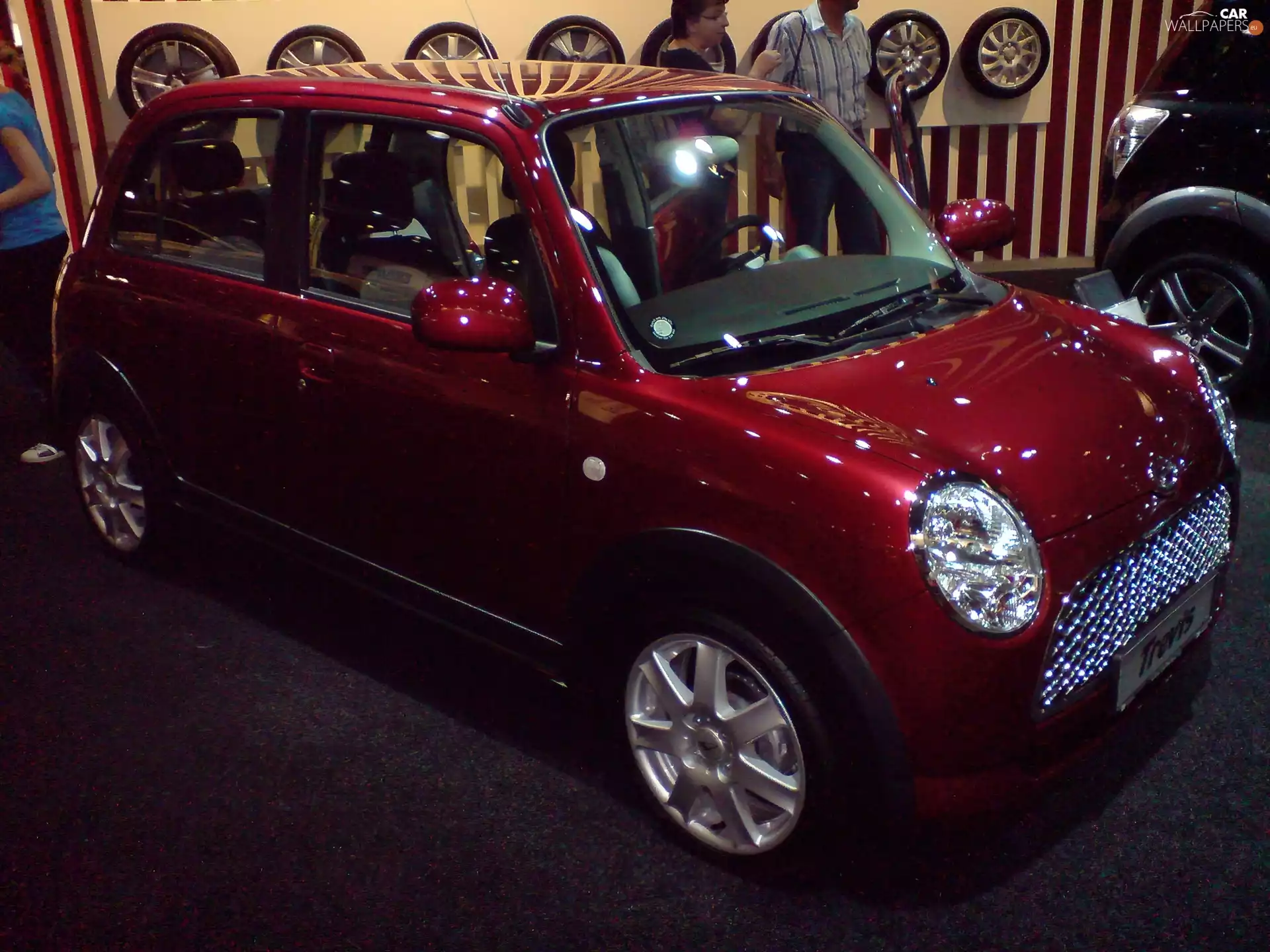 @, claret, Daihatsu Trevis