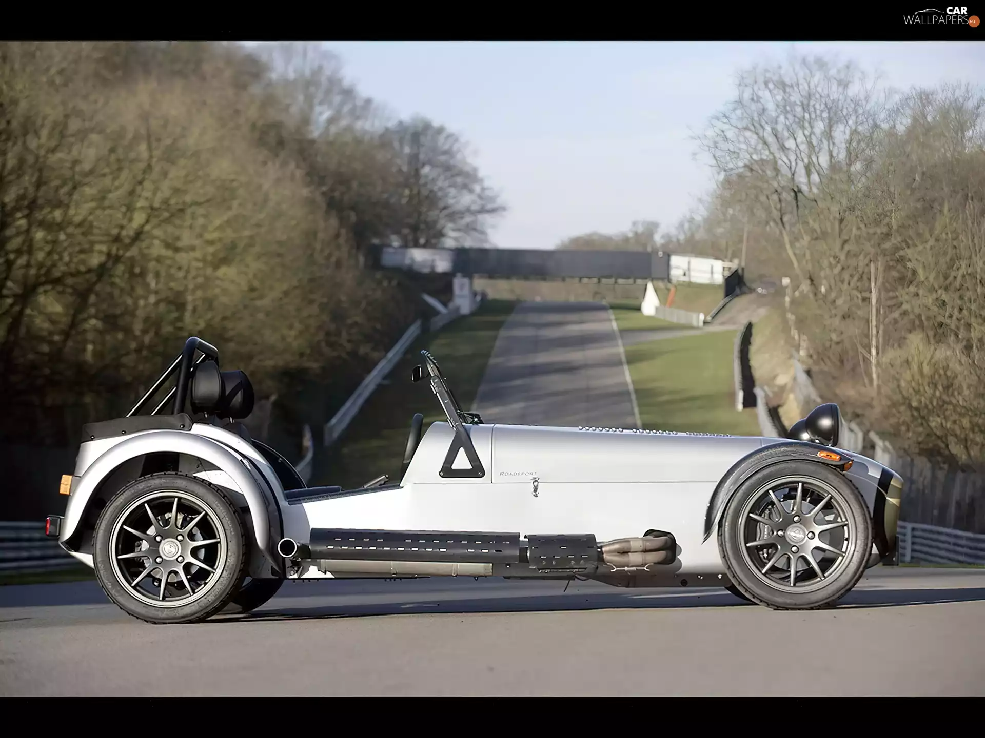 Caterham Series R, tubing, exhaust, protection