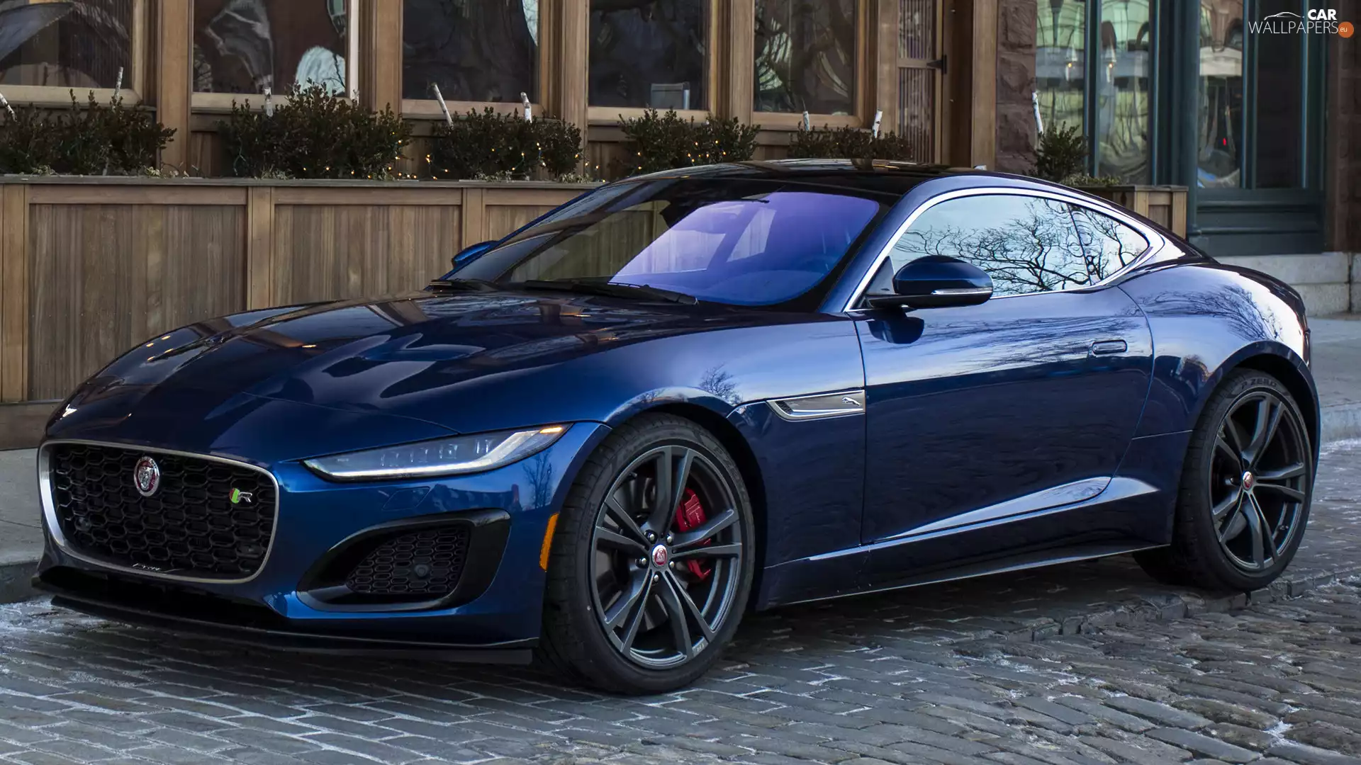 Granate, Jaguar F-Type