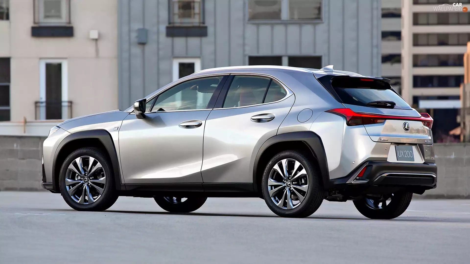House, silver, Lexus UX200