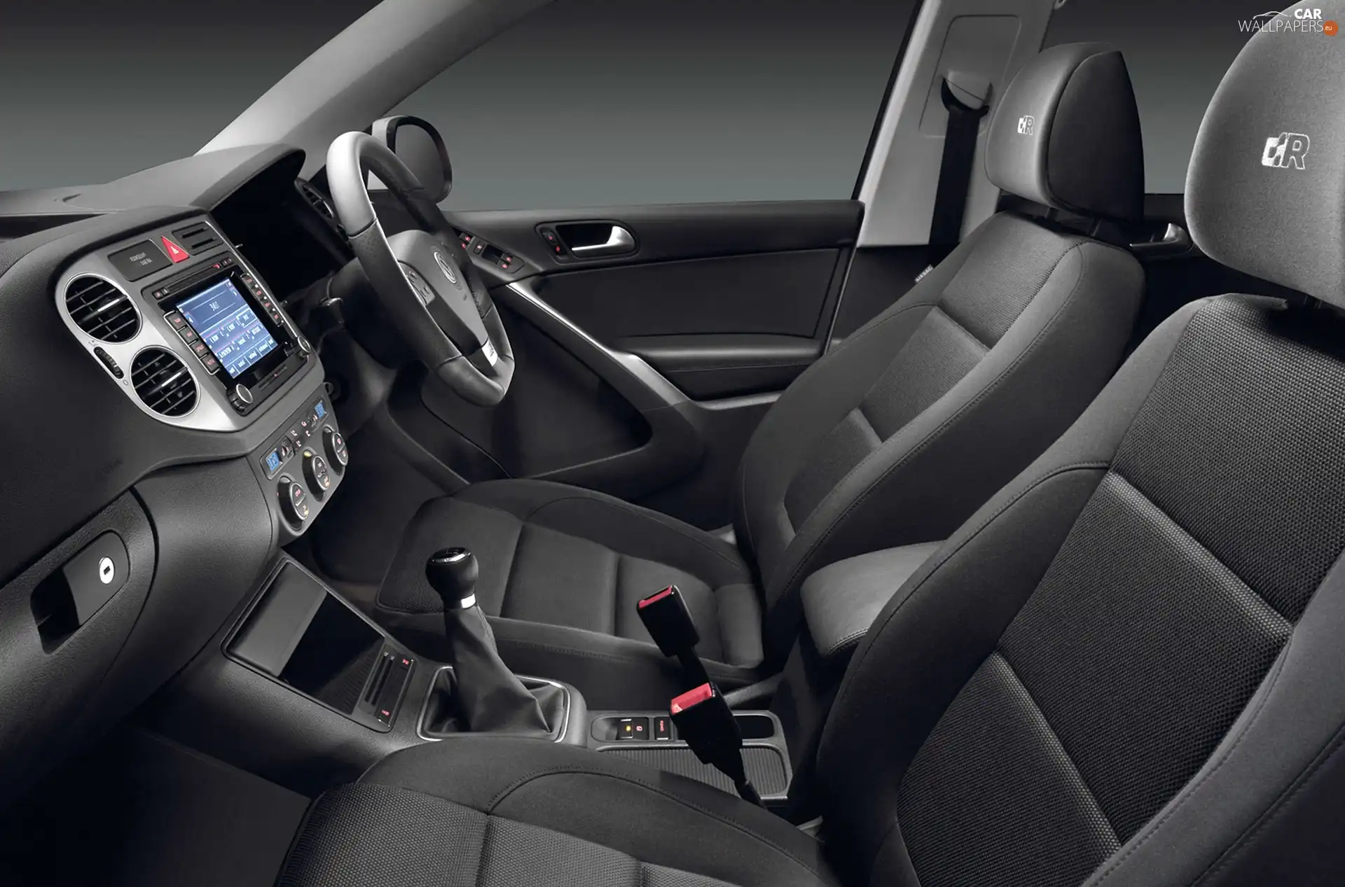 Volkswagen Tiguan, driver
