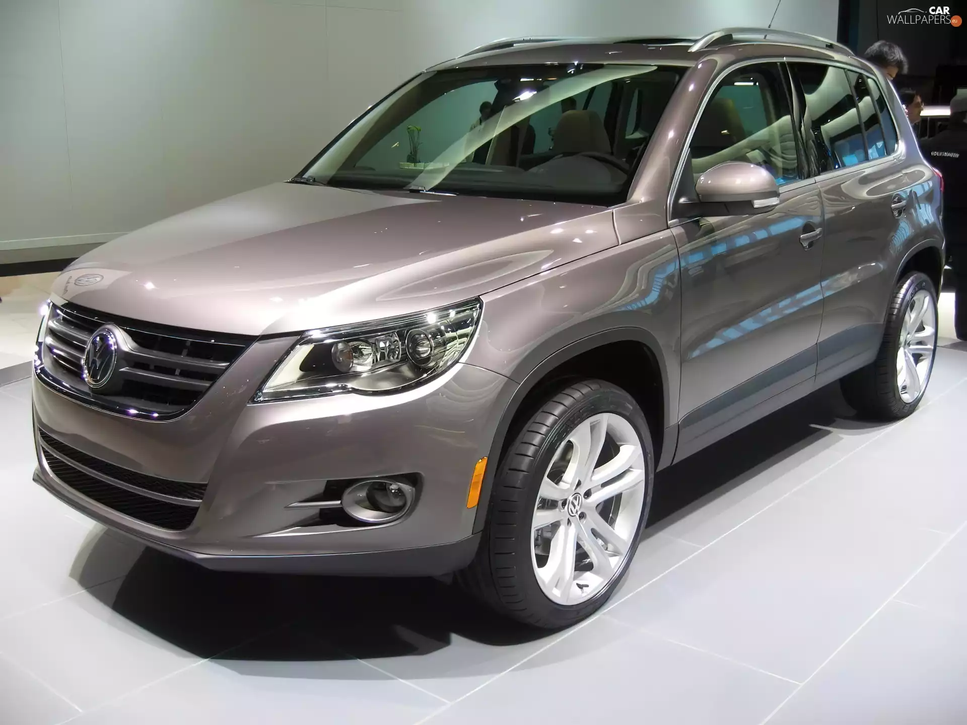 Volkswagen Tiguan, saloon