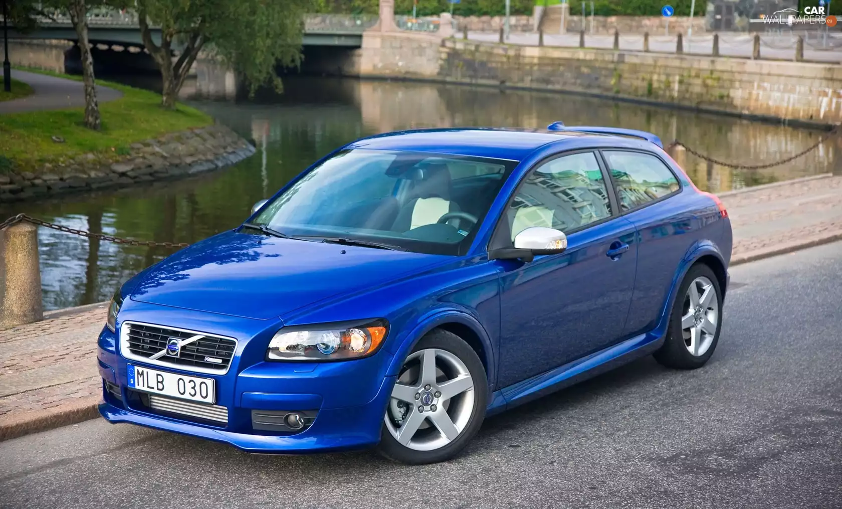 Blue, Volvo C 30 R