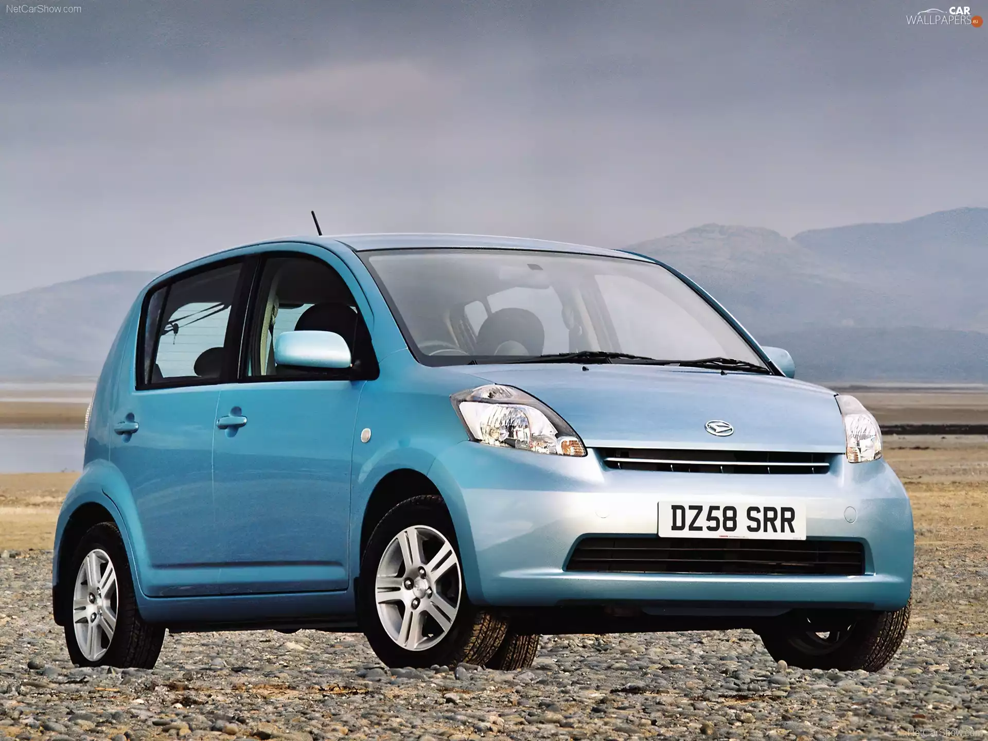 Hatchback, Daihatsu Sirion, wheel