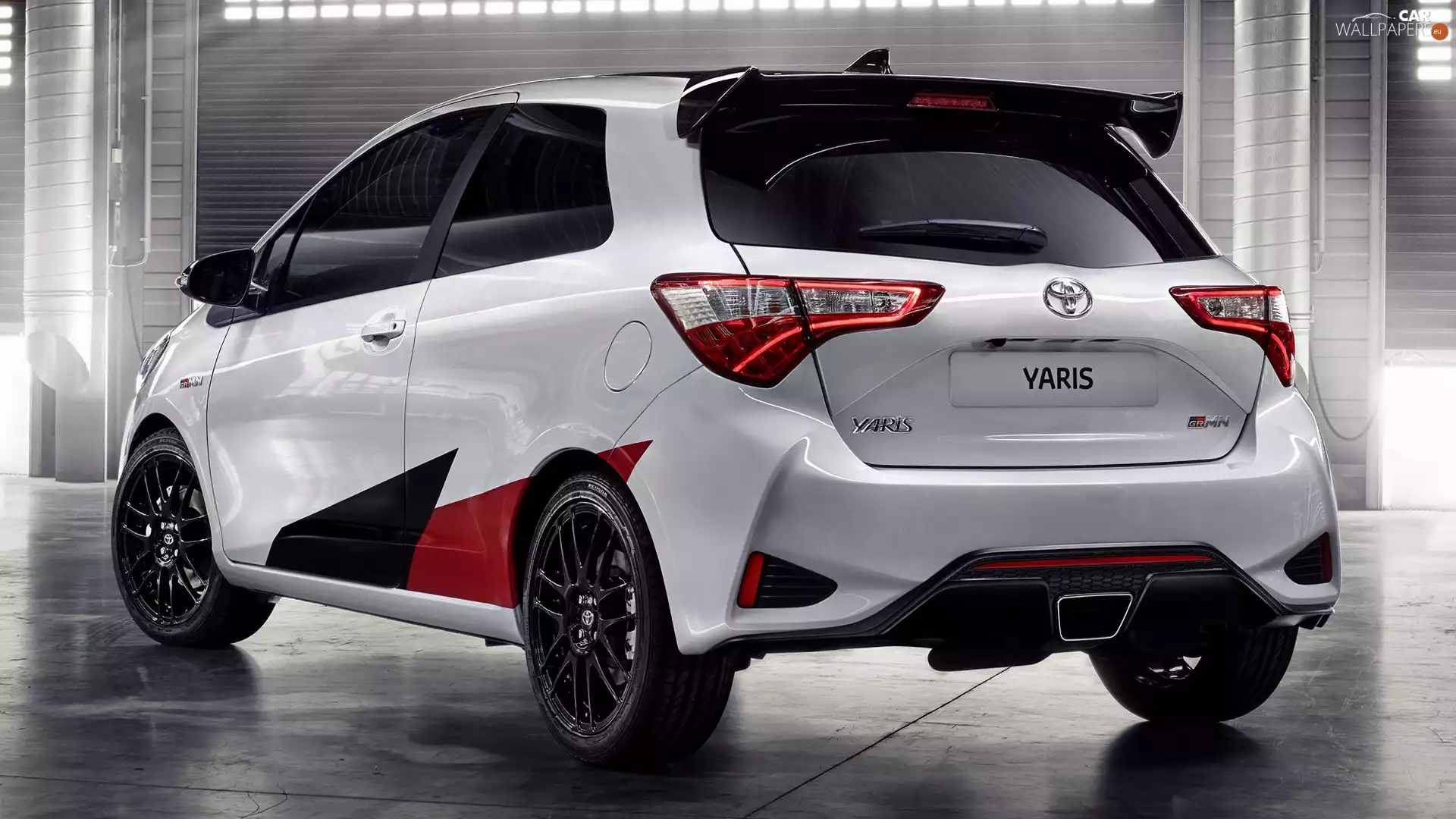 White, Toyota Yaris