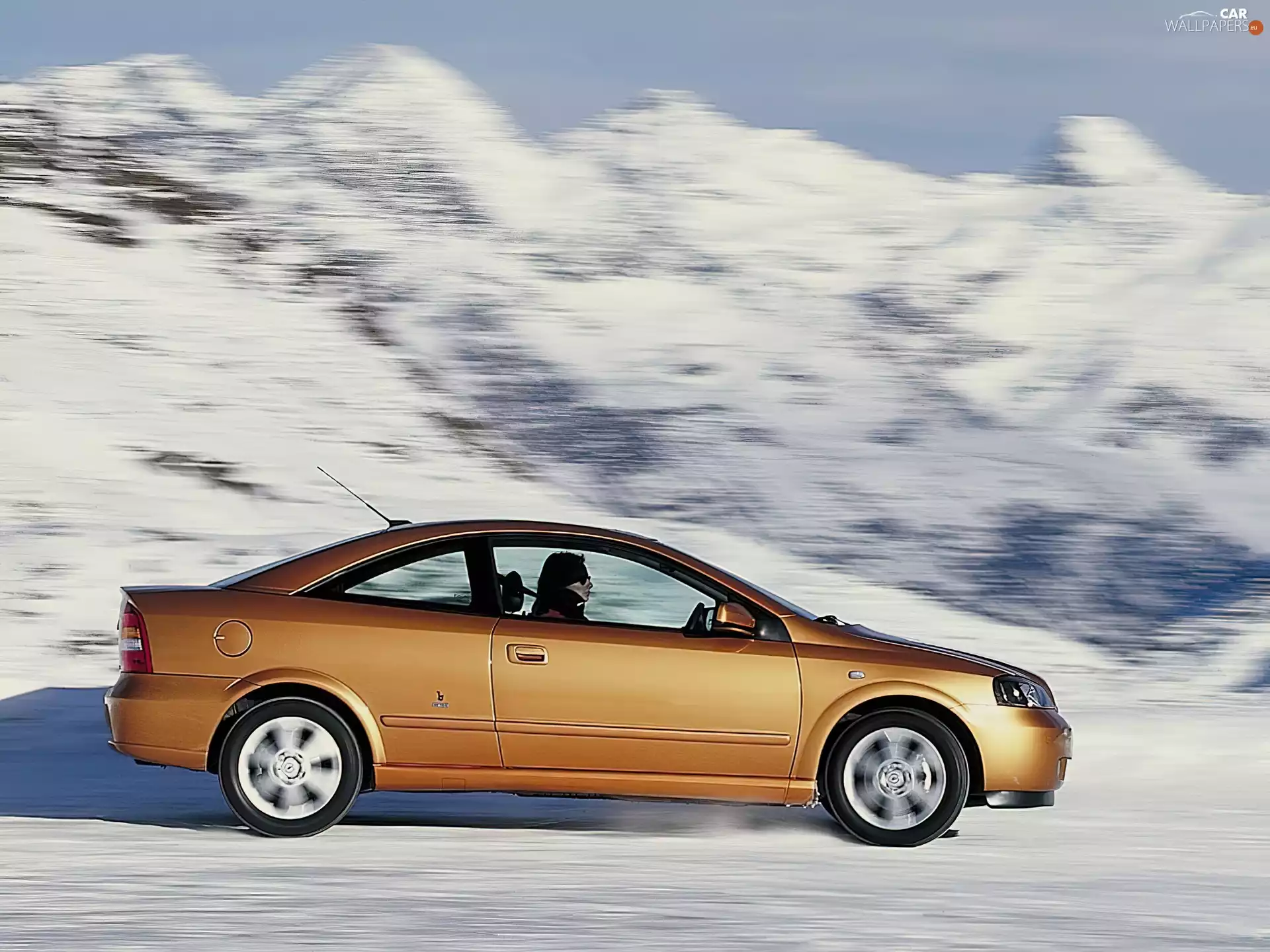 Opel Astra Bertone, winter
