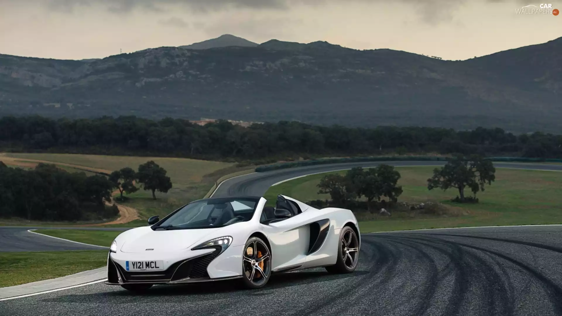 Mountains, woods, 650S, Way, McLaren