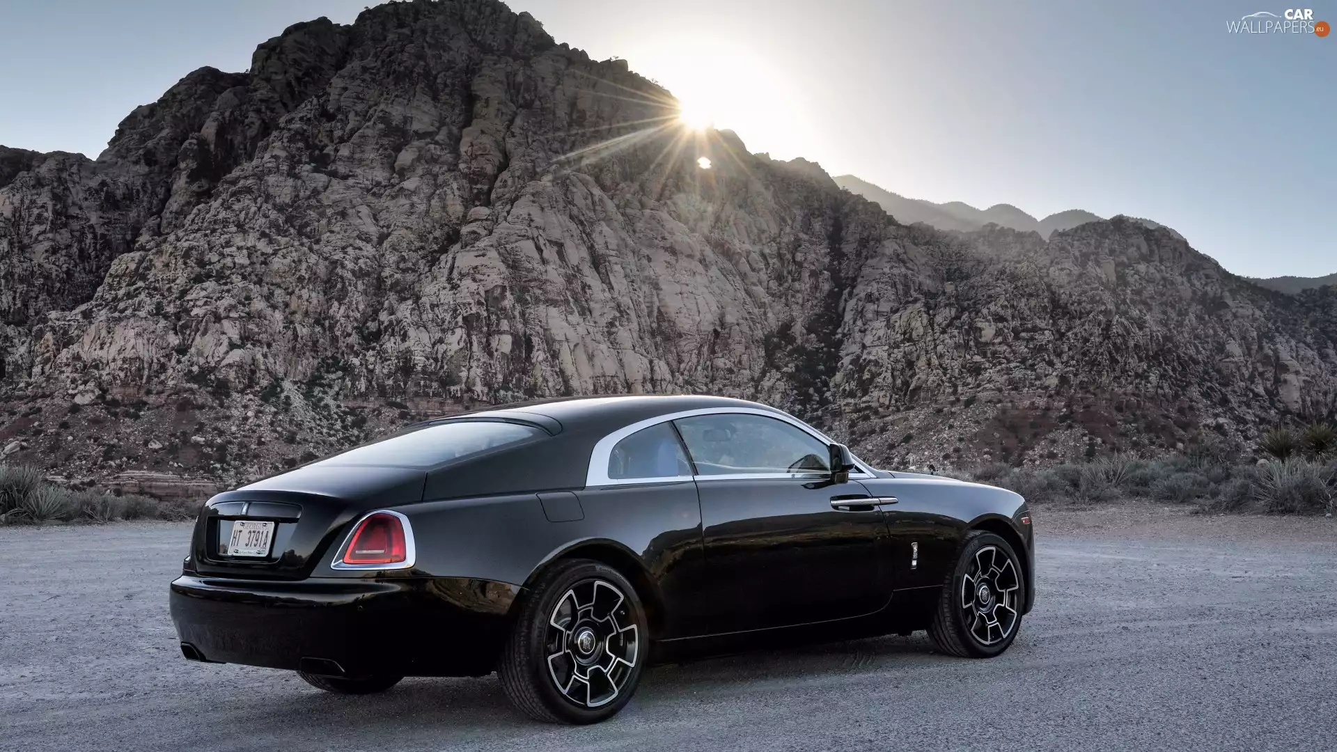 Black, Rolls-Royce Wraith