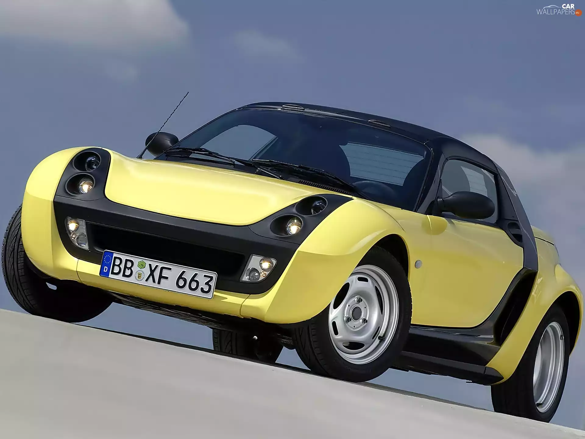 Yellow, Smart Roadster