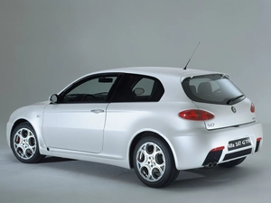 White, Alfa Romeo 147