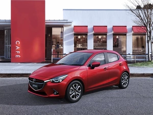 Mazda 2, 2015, Restaurant, model