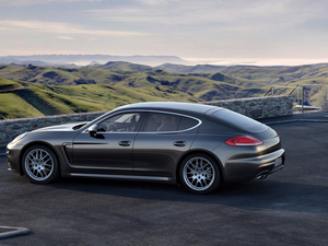Mountains, Porsche Panamera, 2014