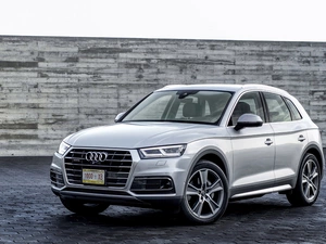 Silver, 2017, wall, Audi Q5