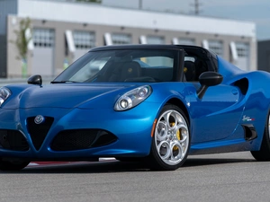 Blue, Alfa Romeo 4C