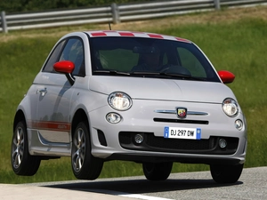 Abarth 500, sharp, turn, wheel