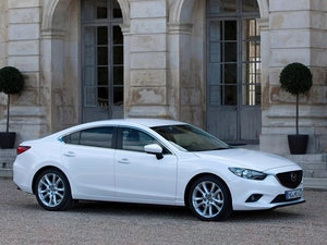 House, White, Mazda 6