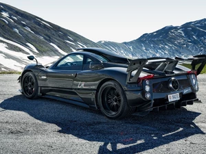 Mountains, Pagani Zonda 760 LM, 2014