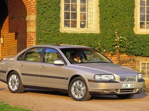 Limousine, Volvo S-80