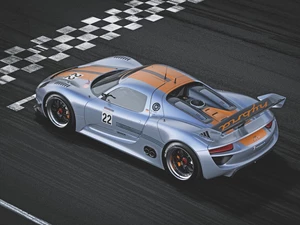 Porsche 918 RSR Coupe, track