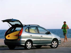 Almera Tino, Beaches