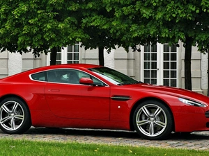 Red, Aston Martin V8 Vantage