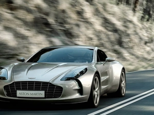 Street, silver, Aston Martin One-77