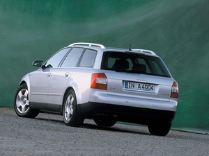 Audi A4, AVANT