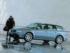 Audi RS4, AVANT