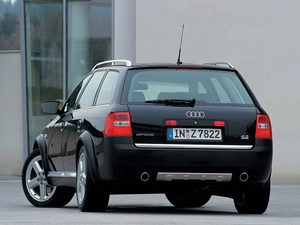 Audi Allroad, Back
