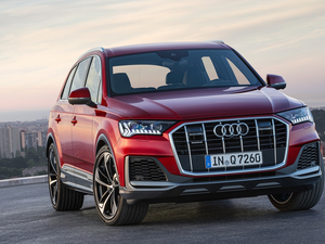 Audi Q7, Front