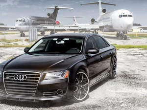 Audi A8, Planes