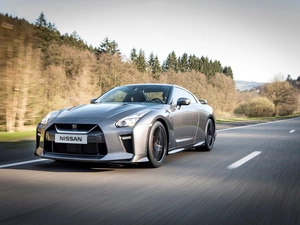 2017, Automobile, Nissan GT-R