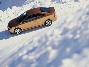 Golden automobile, Opel Astra Bertone
