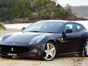 Beaches, Ferrari, FF