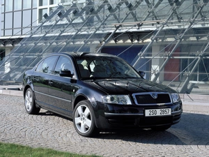 black, Skoda Superb