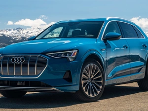 2019, blue, Audi e-Tron