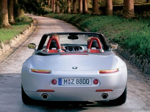 BMW Z8, Back