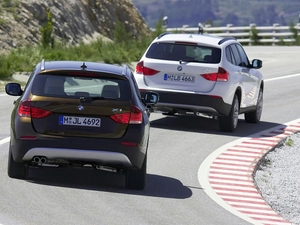 BMW X1, Curves