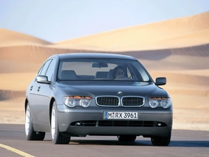 BMW 7, Desert