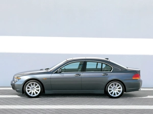 BMW E65, Limousine