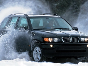 Bmw X5, water