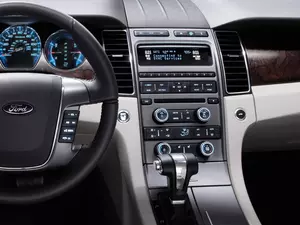 Automatic, Ford Taurus, box