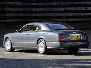 Bentley Brooklands, post, Doors, absence